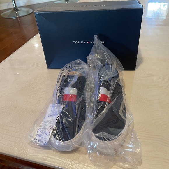 Tommy Hilfiger Other - Tommy Hilfiger women’s Navy and White Sneakers